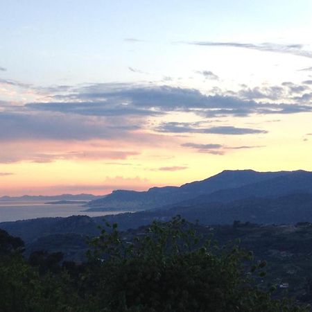 Sunset With View In Seborga Leilighet Eksteriør bilde